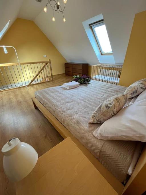 Apartament Hemingwaya يلينيا غورا المظهر الخارجي الصورة